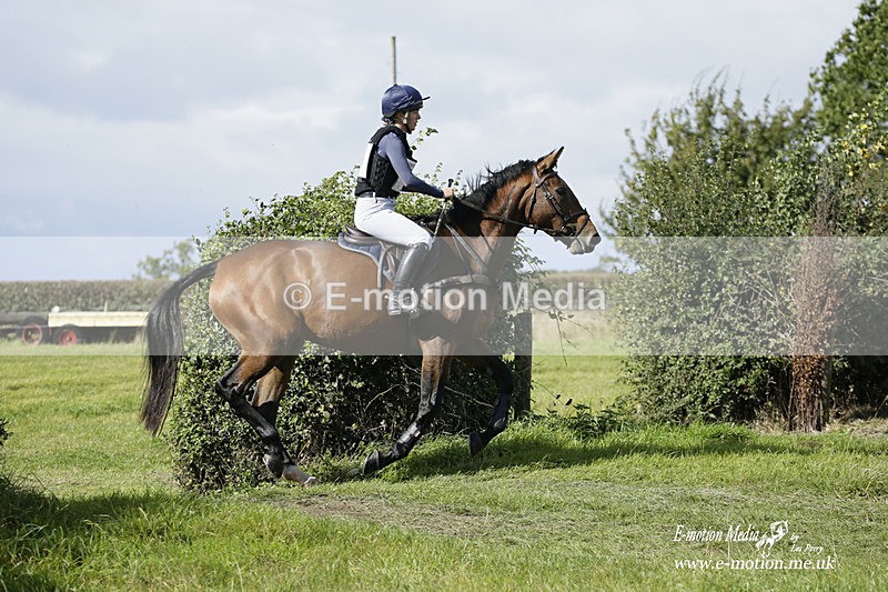  WWHT 031021 3038 - Intermediate (0.90m)  03/10/21