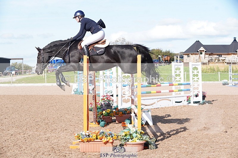 241005A-144348-05003 - SAT Cls 11 Snr Newc & 1.10m Open