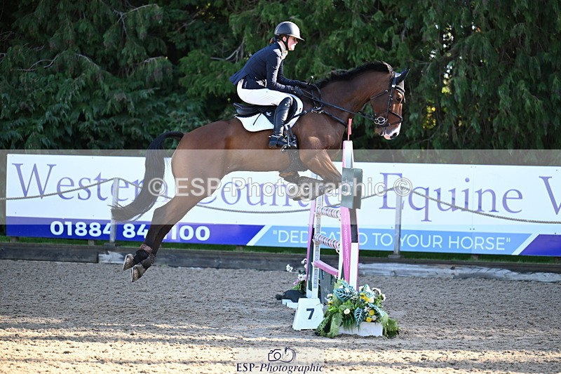 251024A-110200-06659 - B-156-Eres.Parry