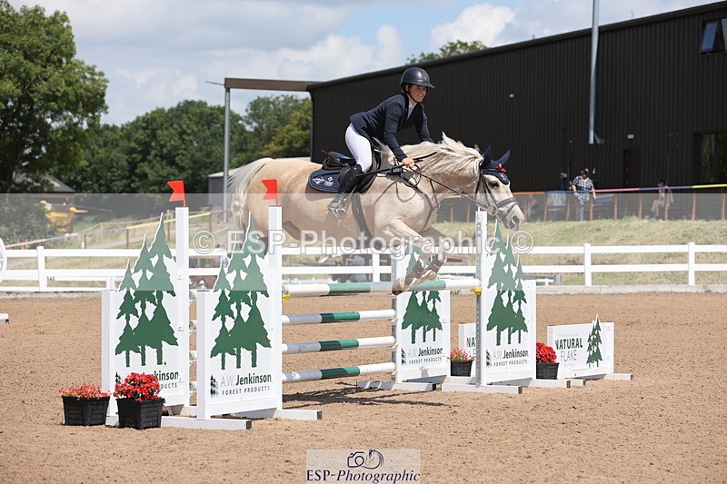 240718A-125856-05336 - Cls 9, 1 Star Bronze Tour 1.10m