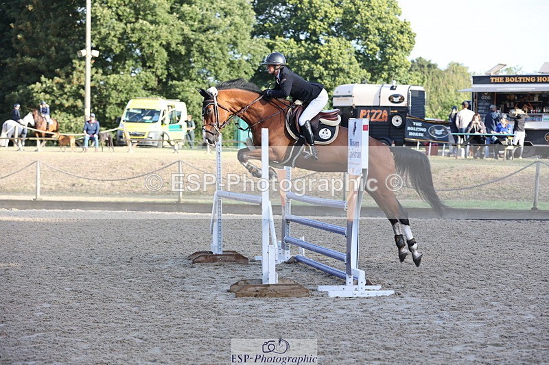 250831A-080950-08575 - Cls 40 Snr Newcomers