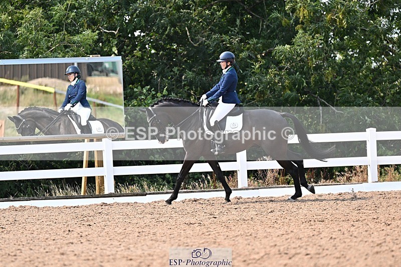 250816-144152-05442 - 144-Hayley.JamesKingstone-W