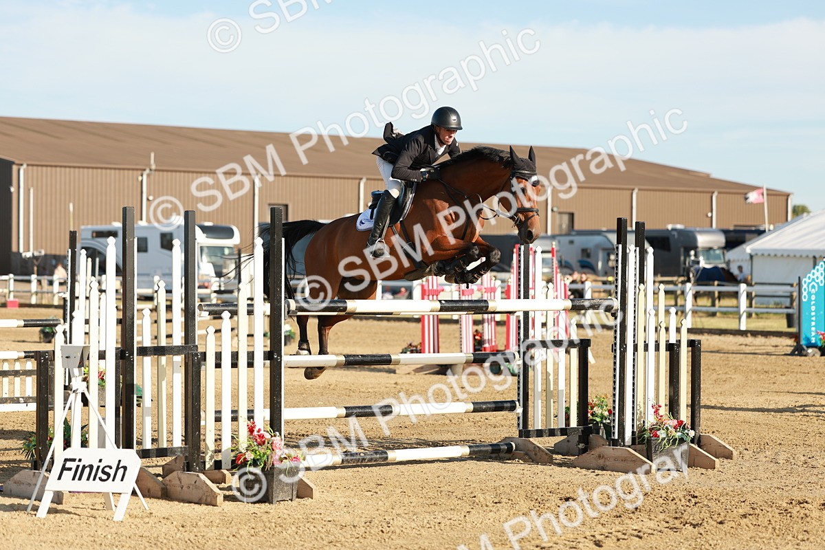 SBM_008882 - Class 6 - National 1.30m 1.40m Open Handicap