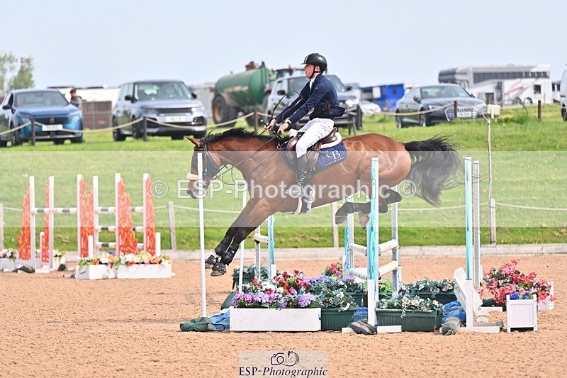 260509-104740-01685 - Cls 26a Snr Foxhunter