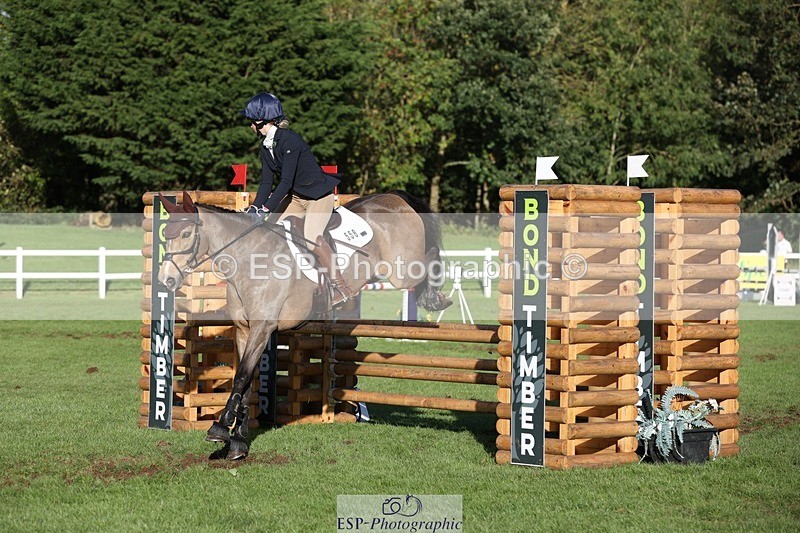 231022-155522-30012 - 563-SOUTHPAW-Kaia.Land-TrotUp+SJ