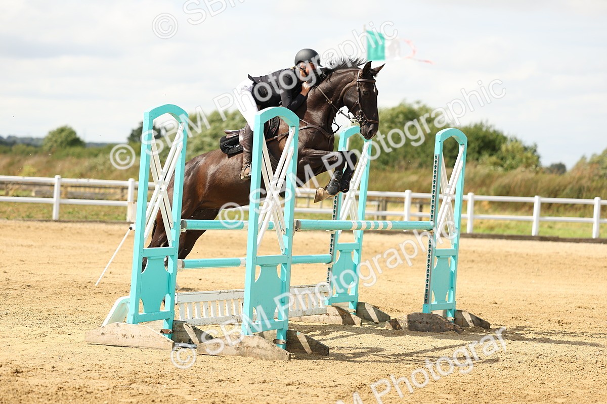 SBM_010479 - Class 4 - Senior Foxhunter - 1.20m Open
