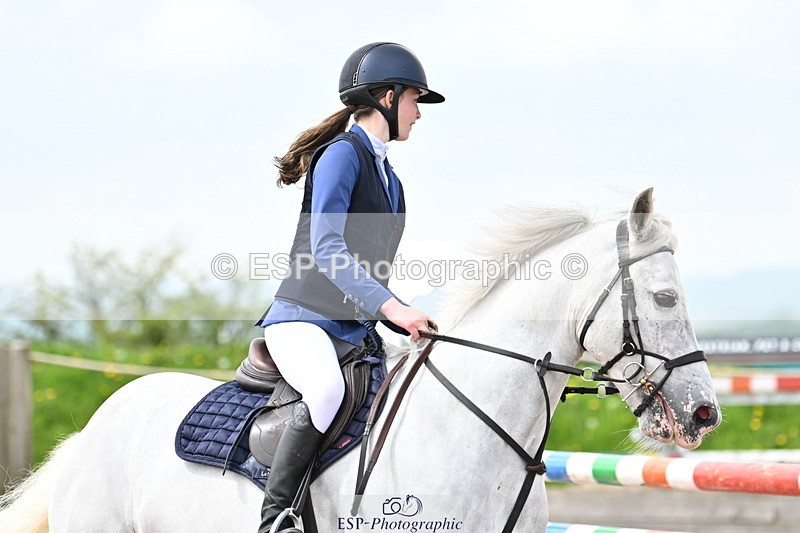 240506A-122352-08672 - Cls 5 Pony Foxhunter & 1.10m Open