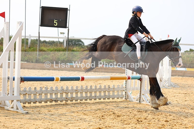 3E7A2934 - Class 11: Junior 70cm