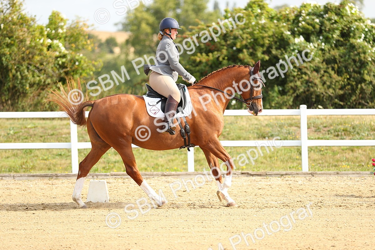 SBM_015457 - Class 14 - Novice 23 - 9.05-10.08