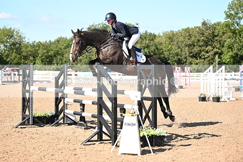 240914A-151116-07983 - Cls 25-S 1.10m Amateur Qualifier