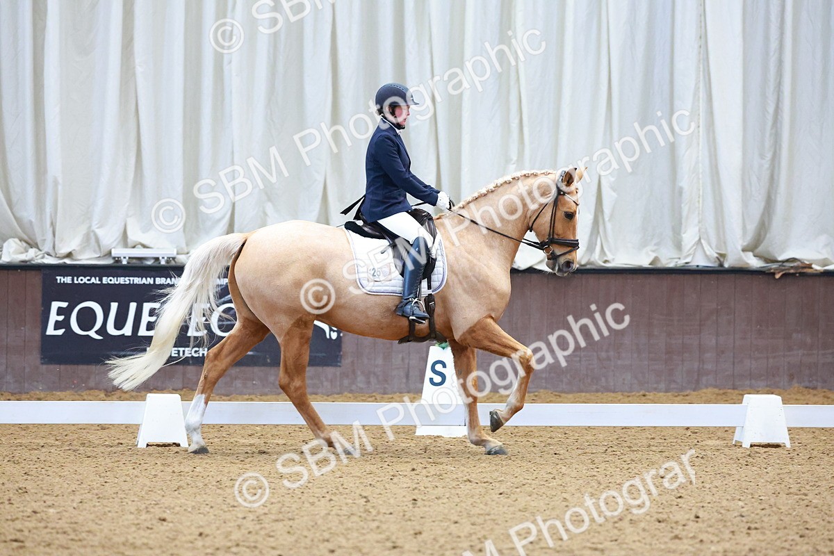 SBM_001163 - Class 18-15-16-22 - Elementary 5 Novice 5-Novice 6