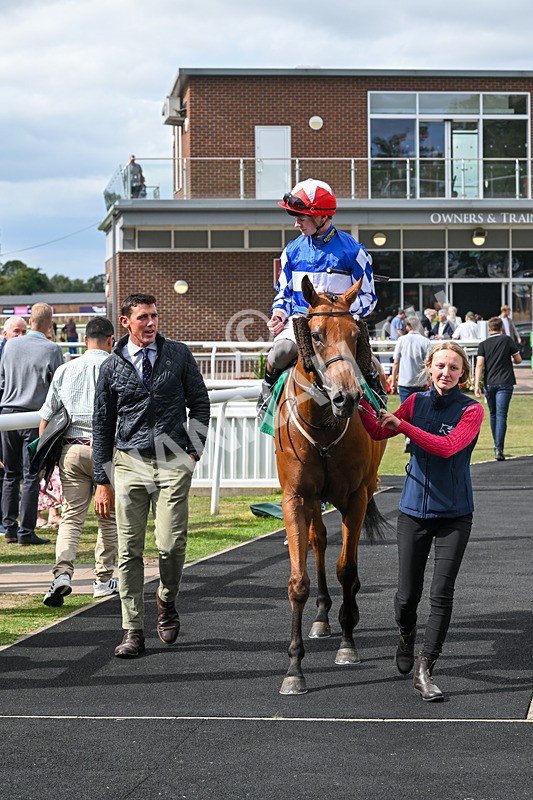 080825-Race 4-Equity Law-2390 - Race 4