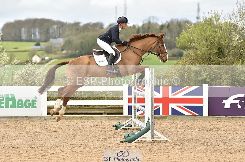 240403A-141652-00756 - Cls 4 Newcomers and 1.10m Open