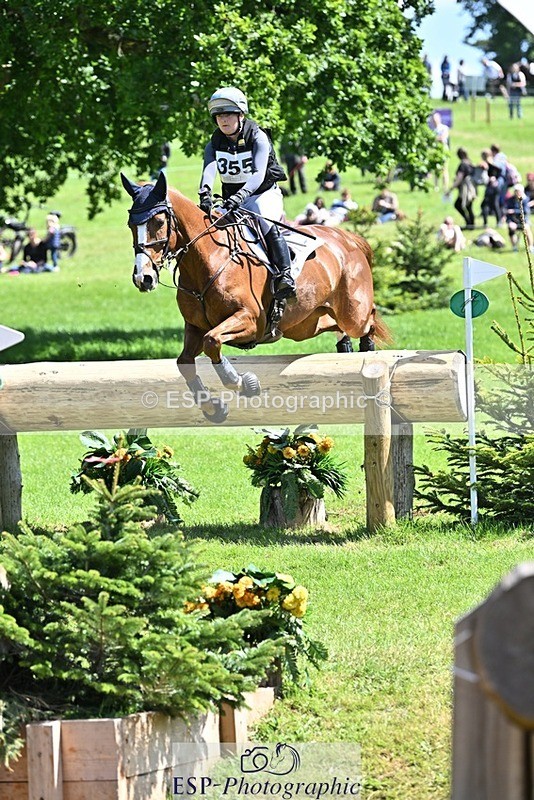 240525-112907-12350 - 355-GLOBAL_EXOTIC-Jemima_Stratton