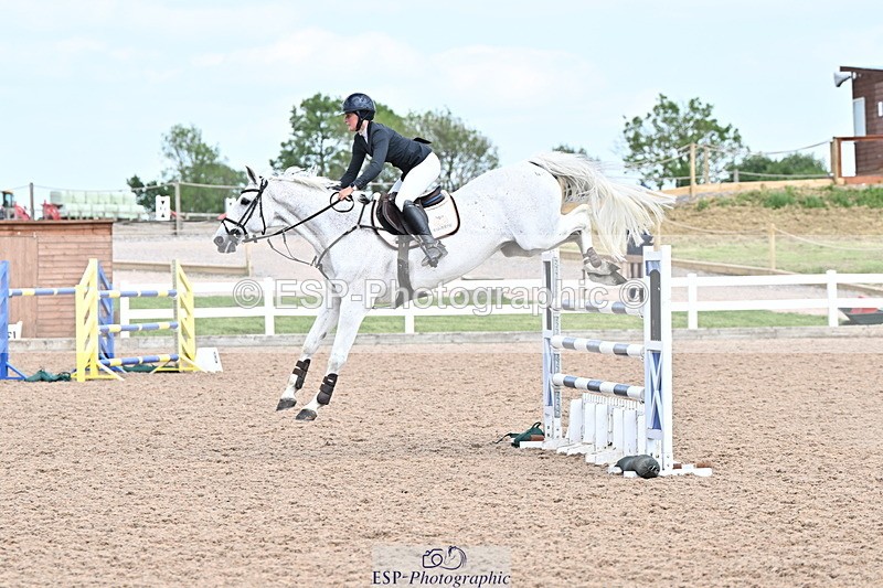 240605A-160115-01015 - Cls 5 Foxhunter and 1.20m Open
