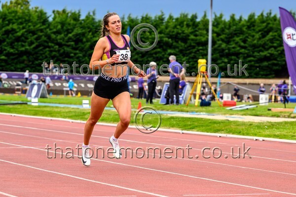 CEM26-914642 - Track Female Set Two