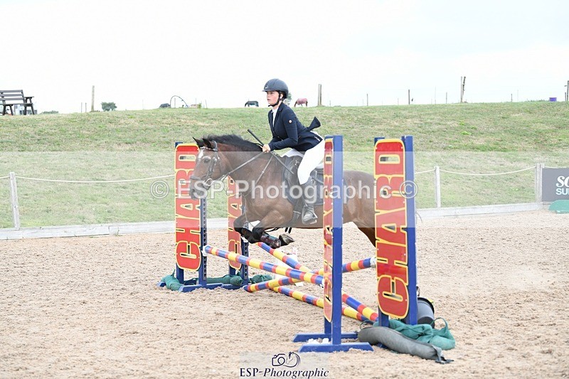 250807-100931-00075 - 60cms Round 1