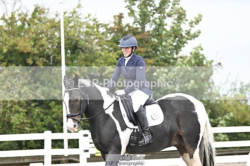 250907-105843-06442 - 082-Samantha.FussellDai.The.Pied