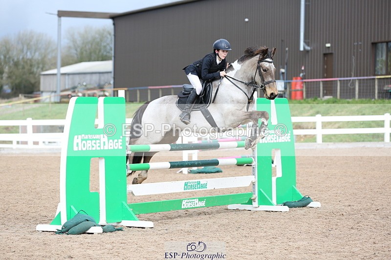240211A-122917-02705 - Cls 6 Pony Foxhunter & 1.10m Open