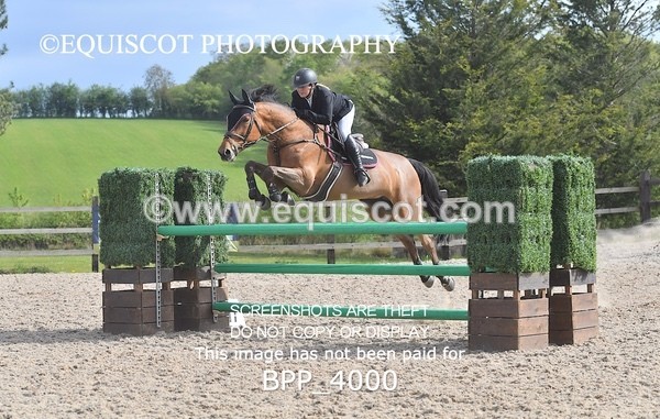 BPP_4000 - CLASS 9 - FRI - Senior Newcomers/ 1.10m Open