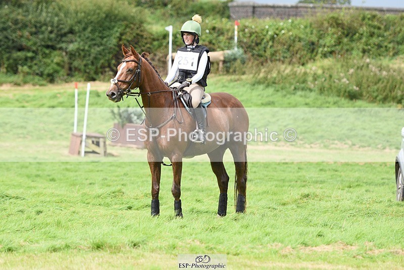 230820X-144450-4348 - BE100 XC 14.00 to 15.00 End