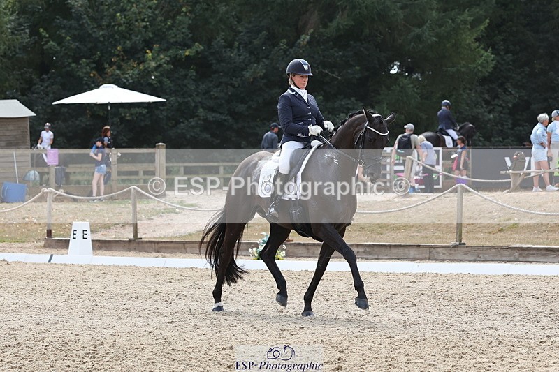 250809A-144838-04399 - 028-Sameera.RahmatallaForget.Me.Not.NE