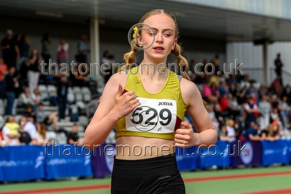 Age25SAT-915587 - Track Female Set One