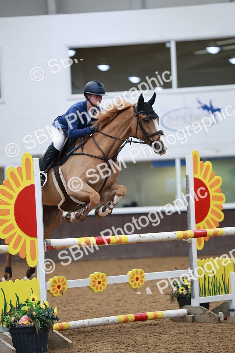 SBM_004124 - Class 11 - Senior Newcomers - 1.10m