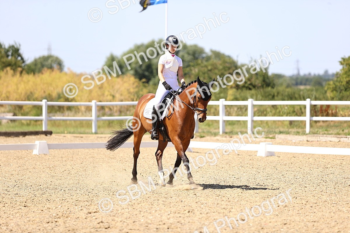 SBM_012348 - Novice 5 - 13.05-14.36