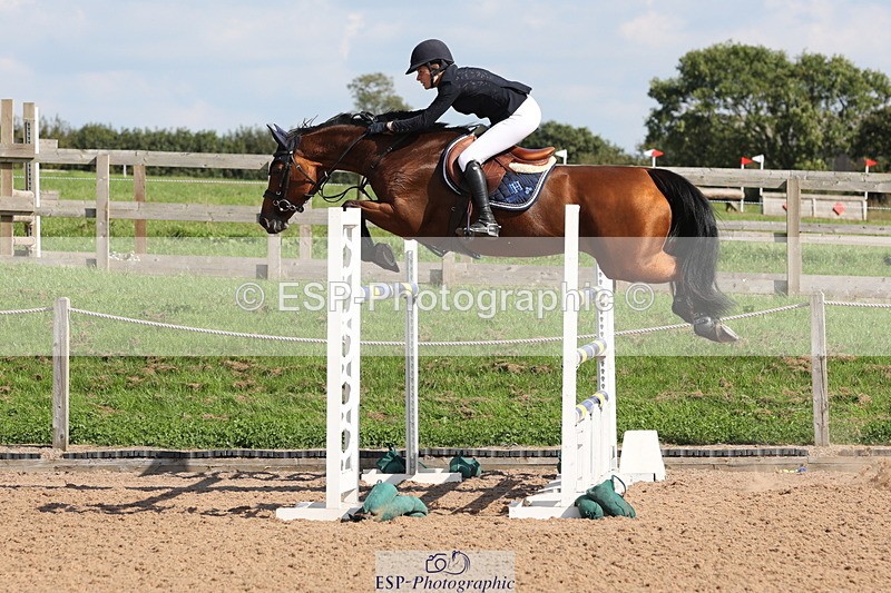 230915A-143142-02610 - Cls 5 National 1.40m