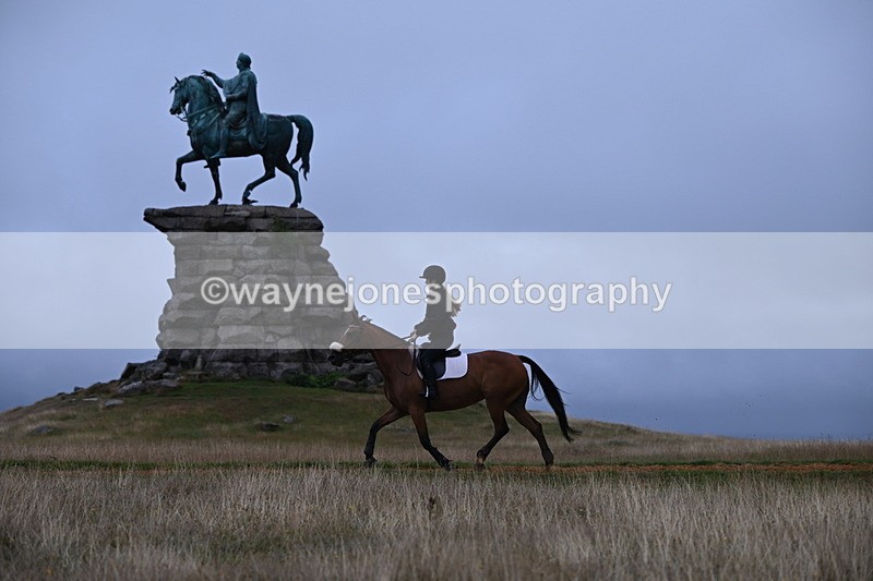 DSC_2064 - Time at Statue 12:13 to 12:32
