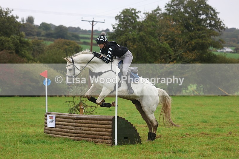 3E7A1289 - Class 2: 70cm: Half Roll Top