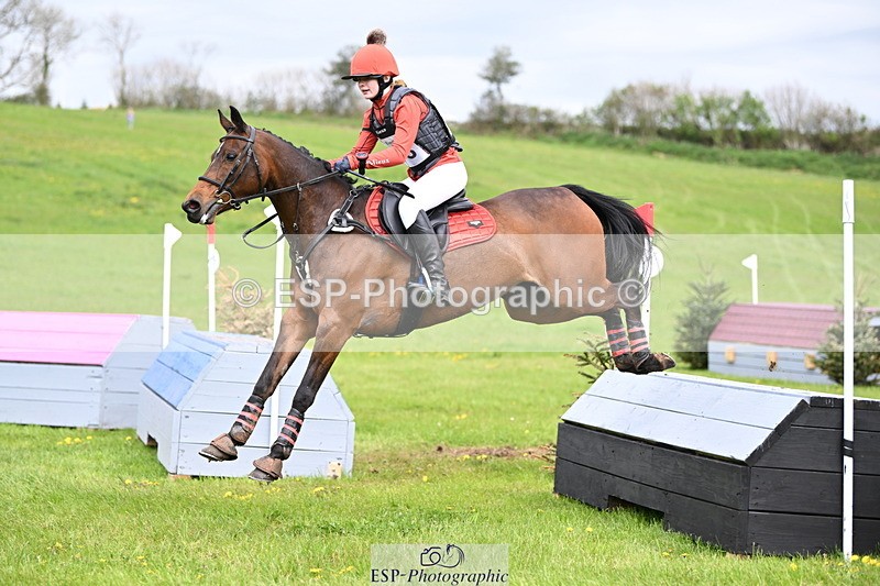 250419-145009-12554 - 808-Chloe.Morgan-SANDBANK.MAGIC.MOMENT