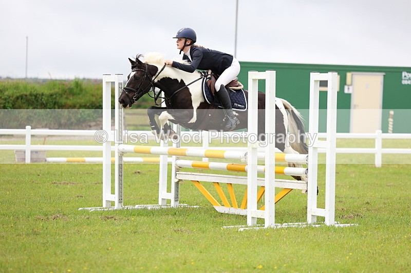 3E7A6594 - Class 9: Pony Discovery/90cm open