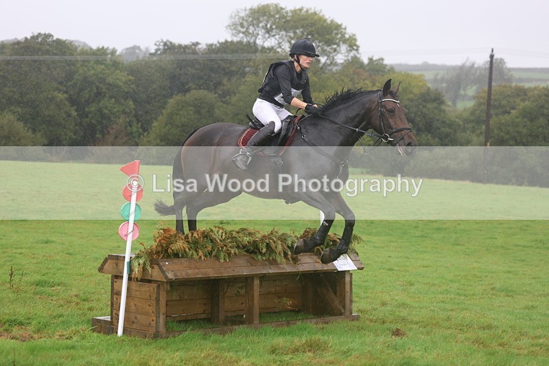 3E7A1921 - Class 4: 80cm: Box