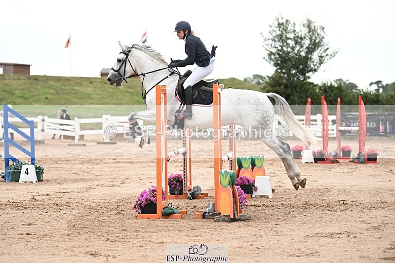 250727-092943-08831 - Cls 31 British Novice and 90cm