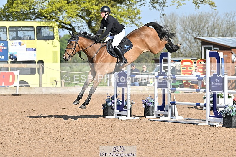 240509A-091541-00502 - Cls 8 Foxhunter