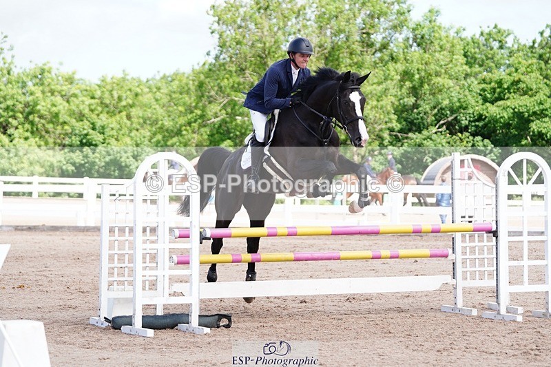 250525-105214-09182 - Cls 32 A&B Snr Brit Nov & 90cm Open