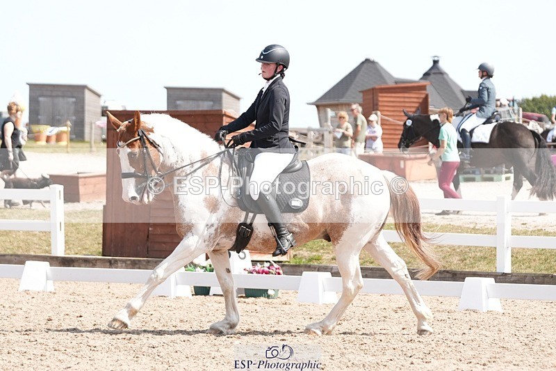 250817-123522-09136 - 161-Isabel.LawsonIn.the.pink