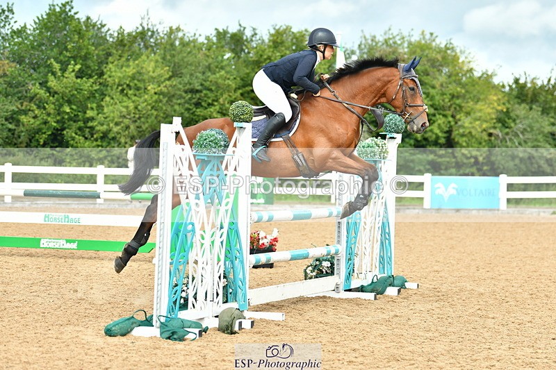 230813A-110616-11639 - Cls 40 A&B Senior Discovery & 1m Open