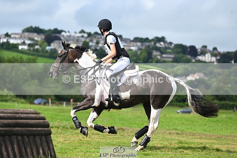 240811A-103417-01692 - 051-