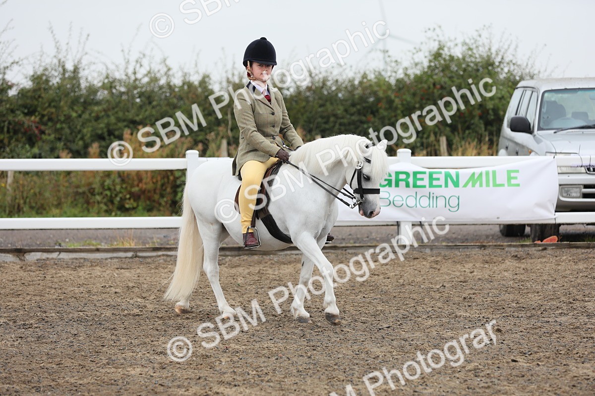 SBM_22269 - Class 807 - Young Rider 11 to 16 Yrs