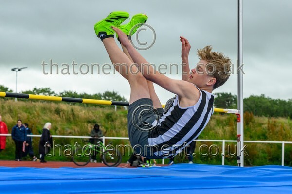 ComMast25-910987 - Field Male Set Two