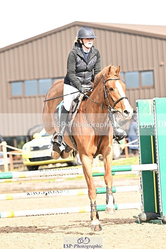 250416-101426-00249 - Cls 1 British Novice and 90cm