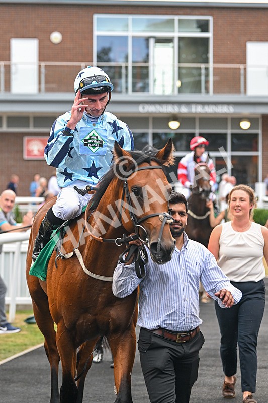 150825-Race 2-Hasbro Market-2636 - Race 2