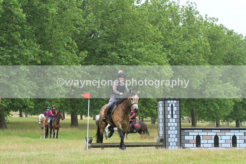 IMF_1596 - Time at Castle Jump 09:18 to 10:15