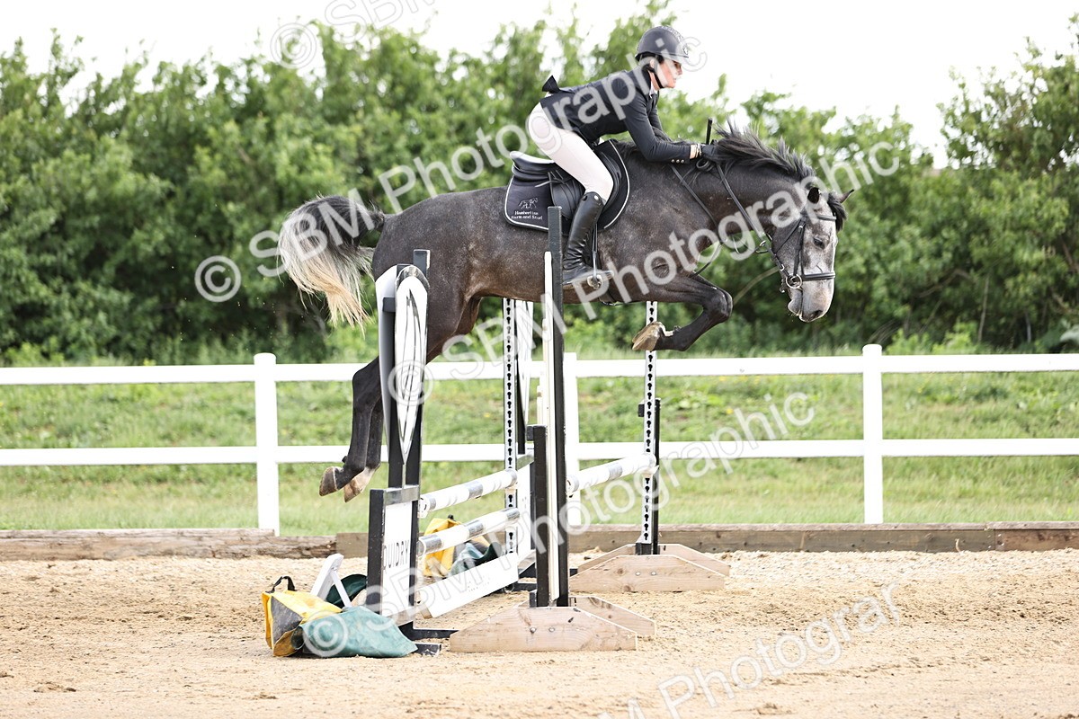 SBM_001827 - Class 8 - Clear Round