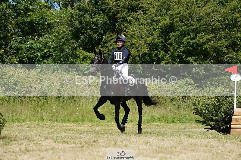 240629X-125044-2255 - 018-Annastasia_Cross-KENNDALE