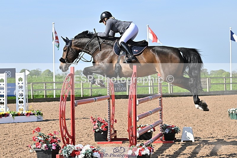 240509A-092018-00525 - Cls 8 Foxhunter