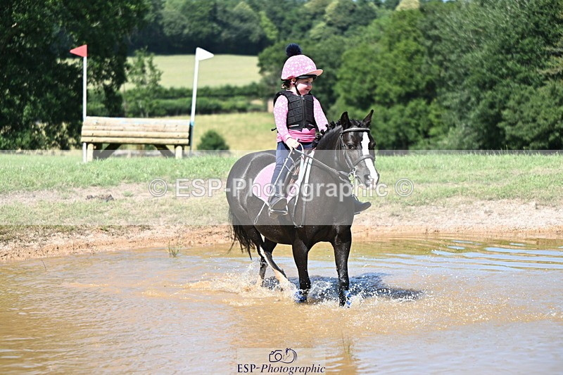 240729B-150223-03031 - Abbie's Group XC